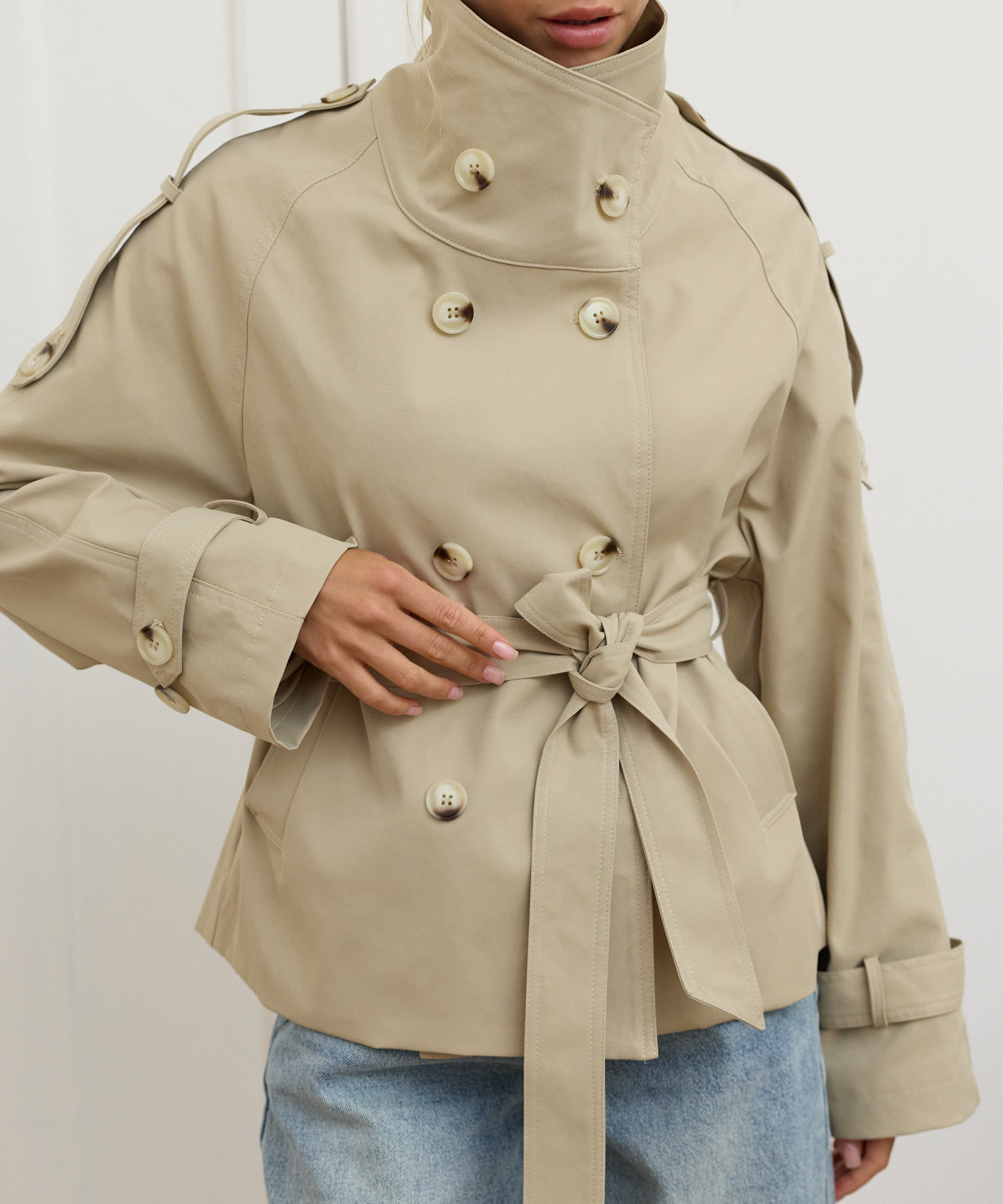 Укороченный тренч